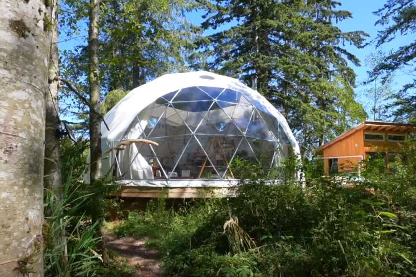 30-ft dome home in the Pacific Northwest