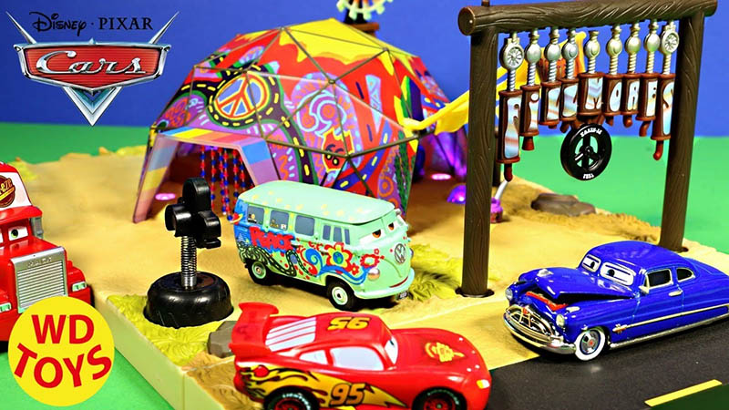 Cars Playset-Pacific Domes