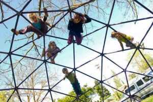 Playground climbing dome