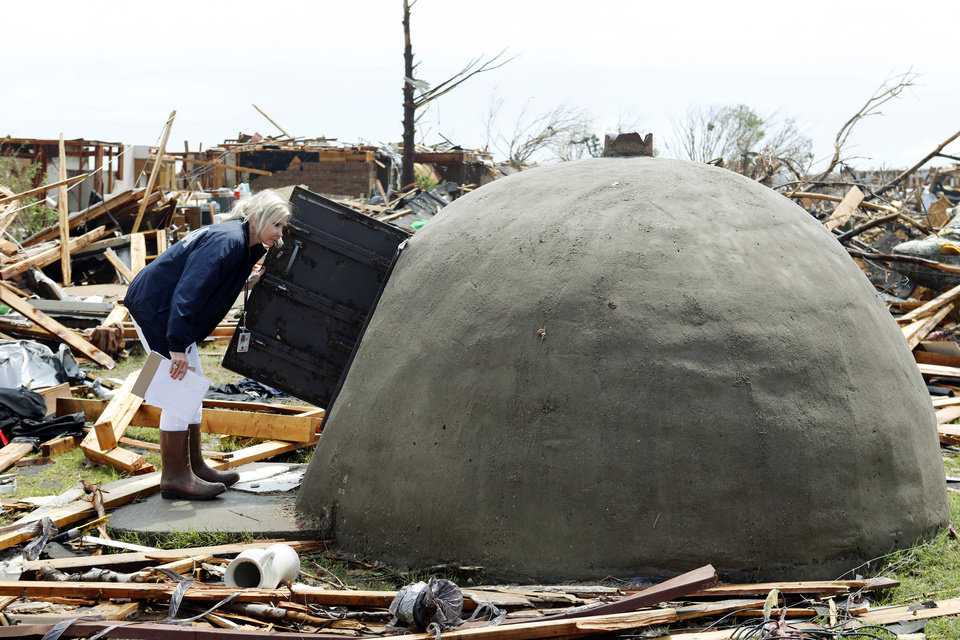 Dome survives EF5 Tornado iin Moore, Oklahoma